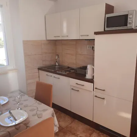 Beba Apartment *