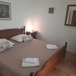 Апартаменты Beba Комижа