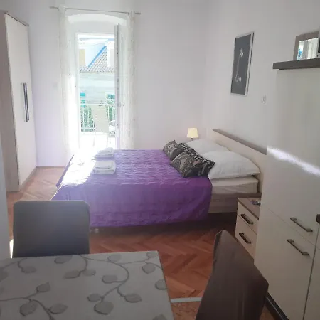Beba Apartman Komiža